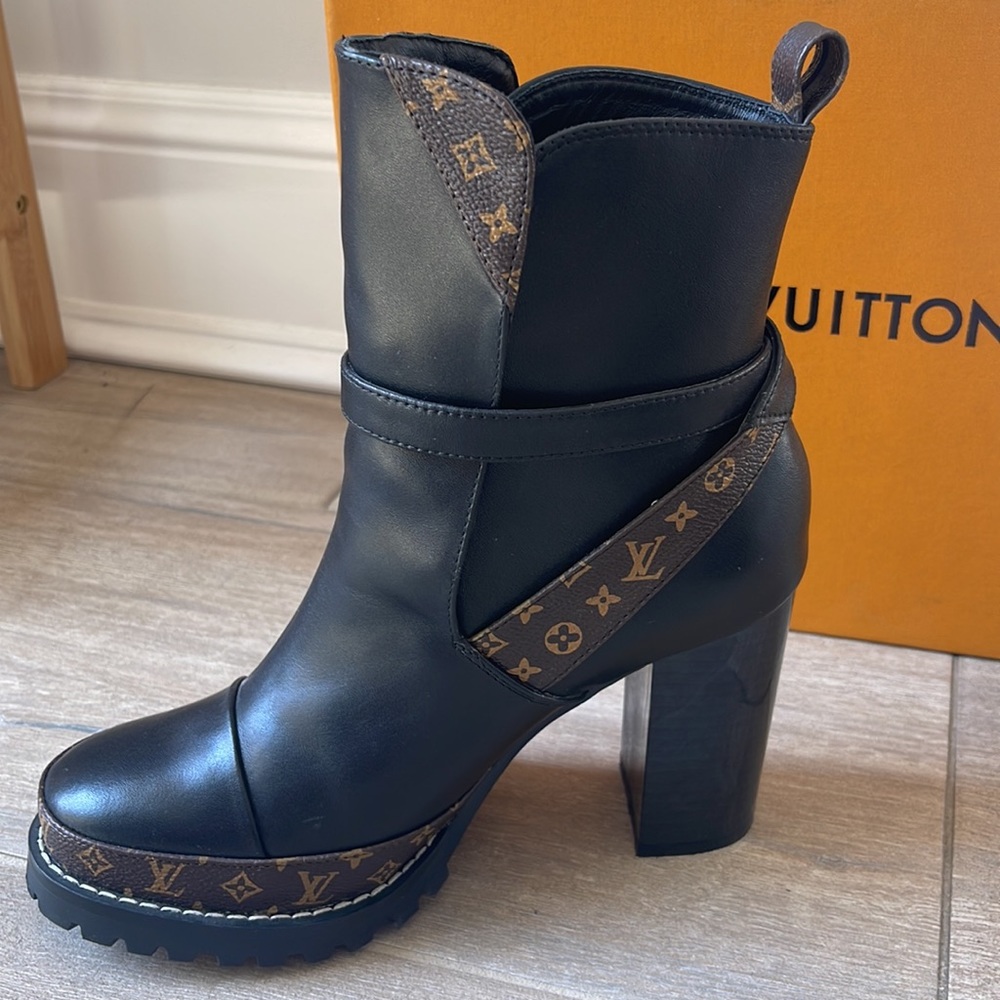 Louis Vuitton boots - Picture 7 of 8